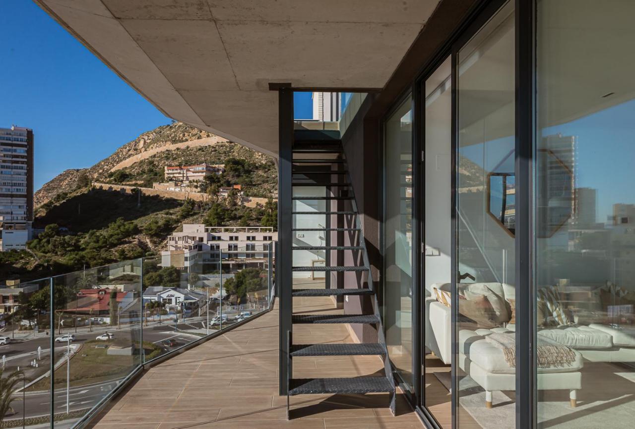 Modern Sea Front Jacuzzi Blue Sky Apartment Alicante Bagian luar foto