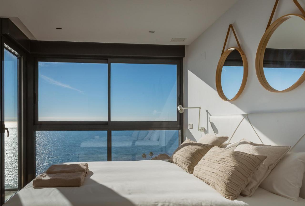 Modern Sea Front Jacuzzi Blue Sky Apartment Alicante Bagian luar foto