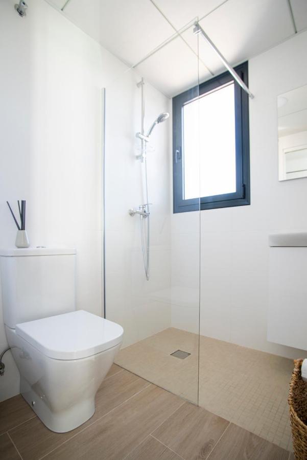 Modern Sea Front Jacuzzi Blue Sky Apartment Alicante Bagian luar foto